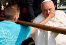 Il Papa ai giovani: diventate campioni di fraternità